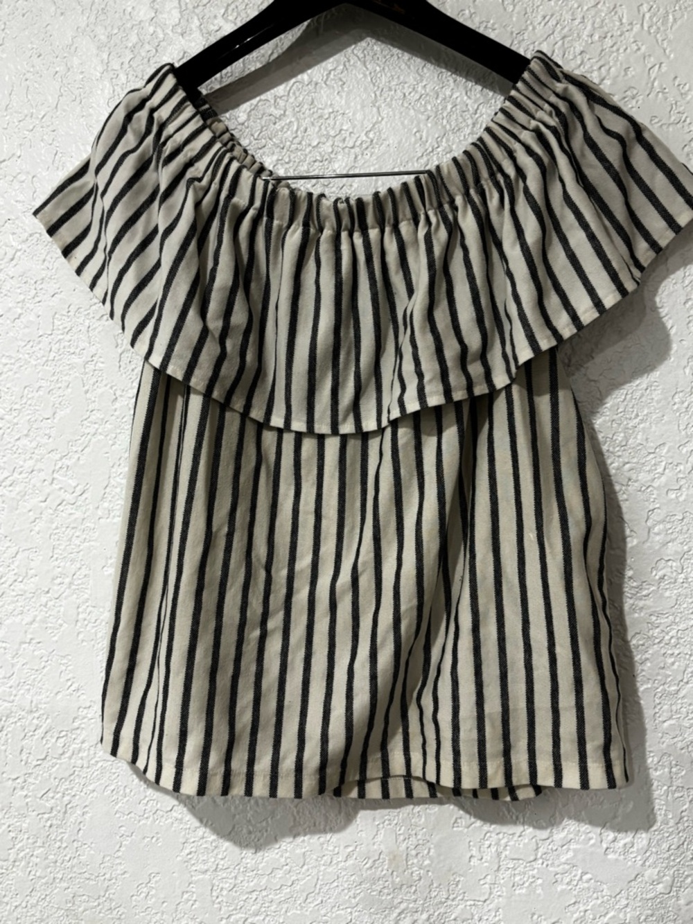 Banana Republic Black & Cream Striped Off-Shoulder Ruffle Top - Picture 5 of 5